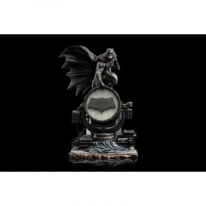 Justice League - Batman Sur Batsignal - Statue Art Scale Del. 1/10 28cm